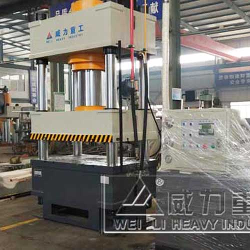 不銹鋼水箱沖壓板成型液壓機價格大約多少錢？