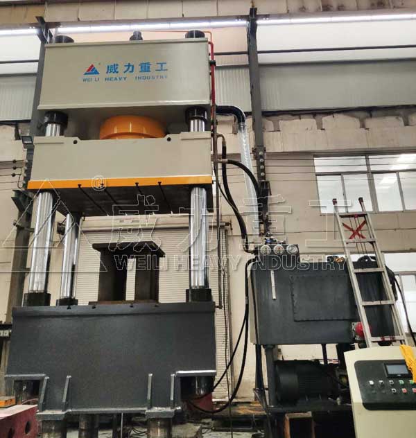 1200噸四柱液壓機(jī)