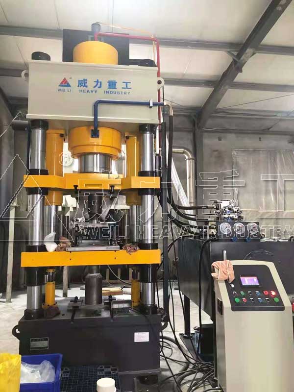 500噸四柱液壓機(jī)-粉末成型機(jī)